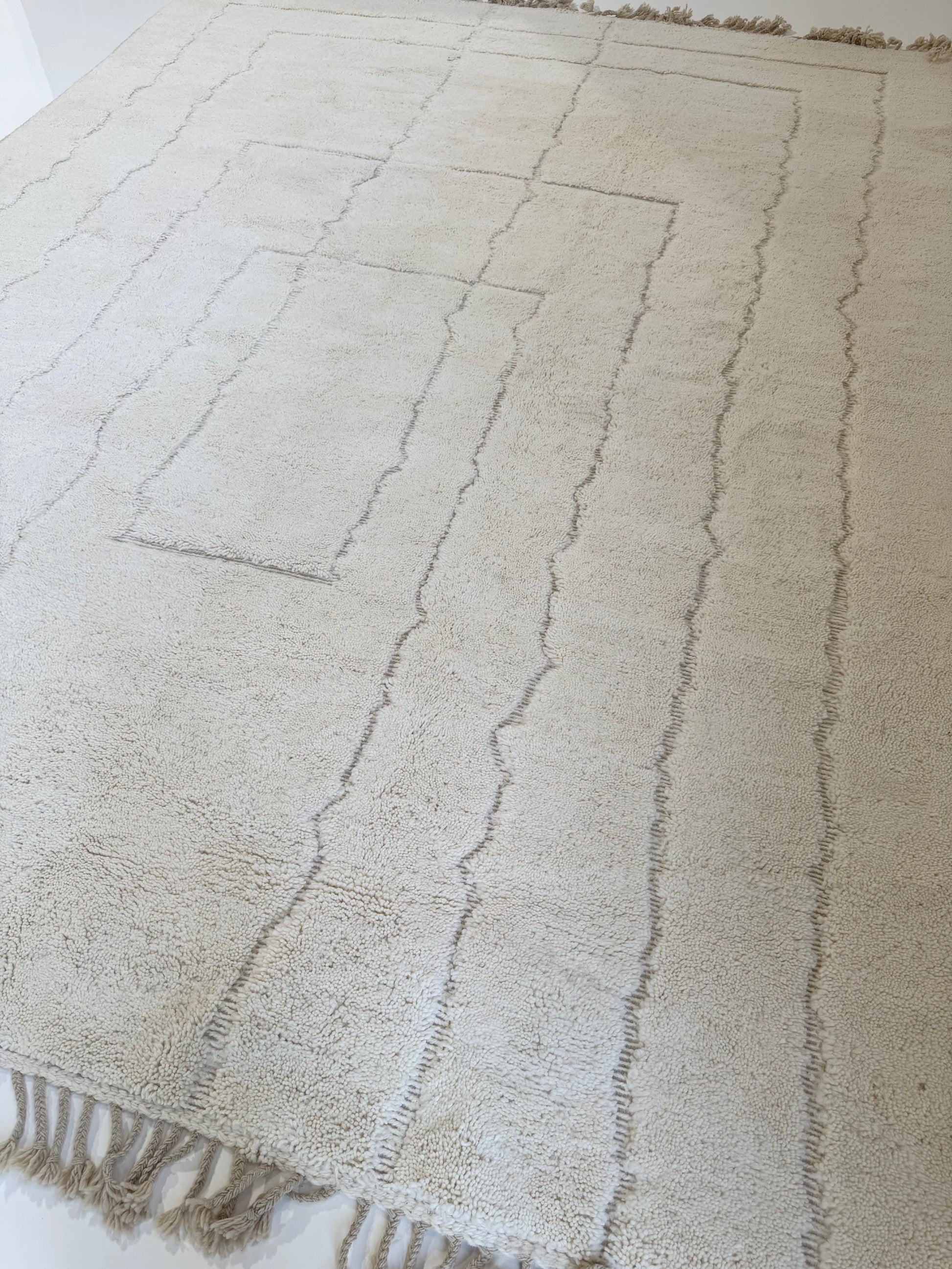 Vintage Moroccan Rug - Cream