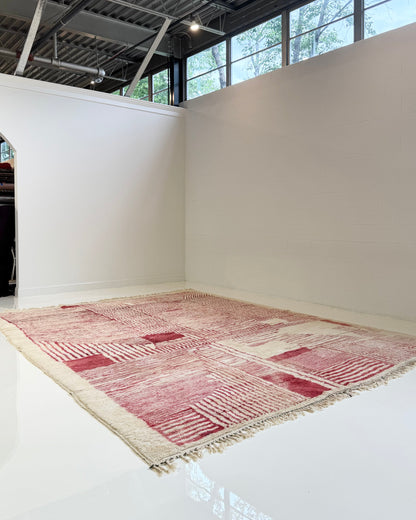 Vintage Moroccan Rug - Rose and Cream