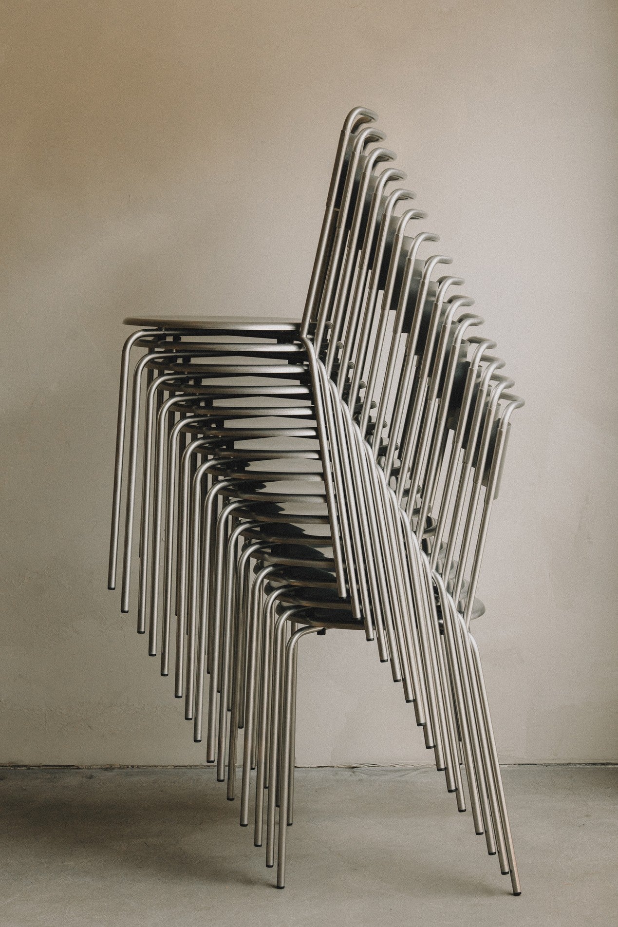 Petit Rond Chair | Stainless Steel