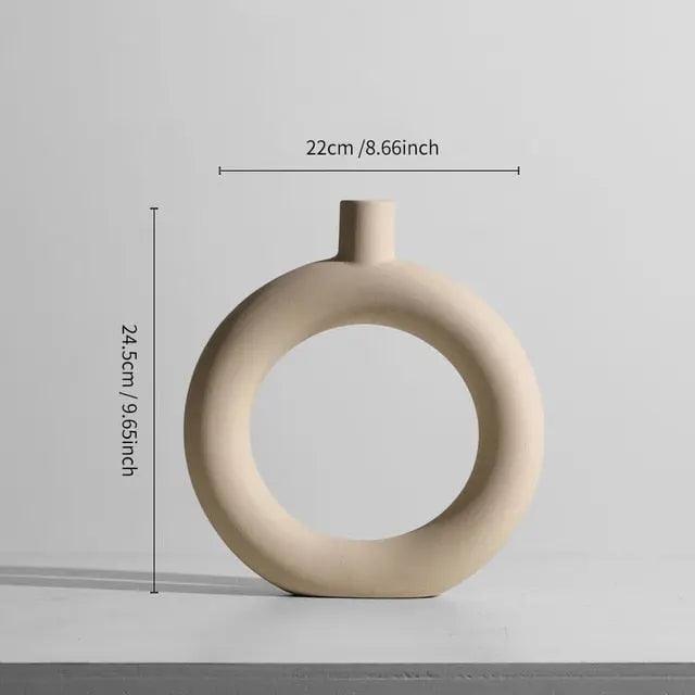 Ingrid - Minimal Ceramic Vase