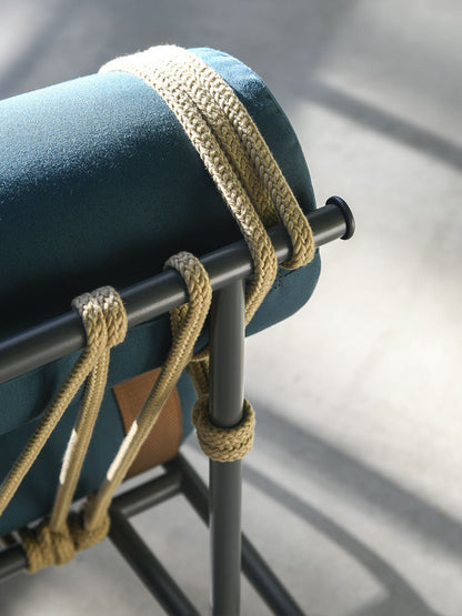 Kylíndo Outdoor Lounge Chair